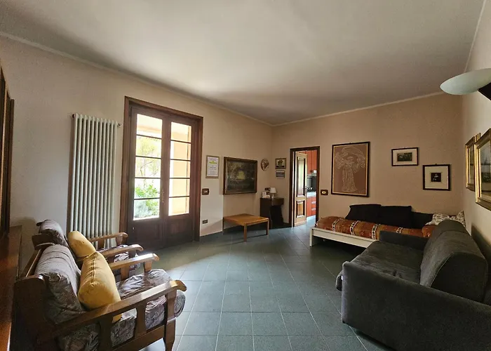 Casa Vincenzo 130 Mq Con Portico Ed Ingresso Esclusivo Dal Giardino