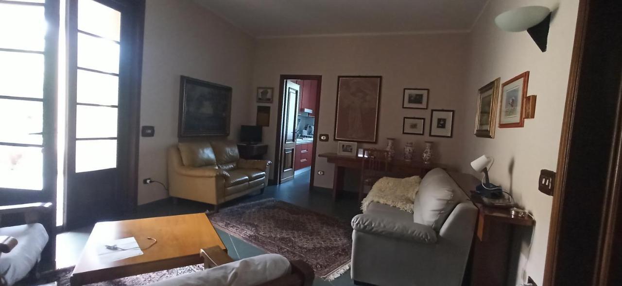 Casa Vincenzo 130 Mq Con Portico Ed Ingresso Esclusivo Dal Giardino Hébergement de vacances Felino