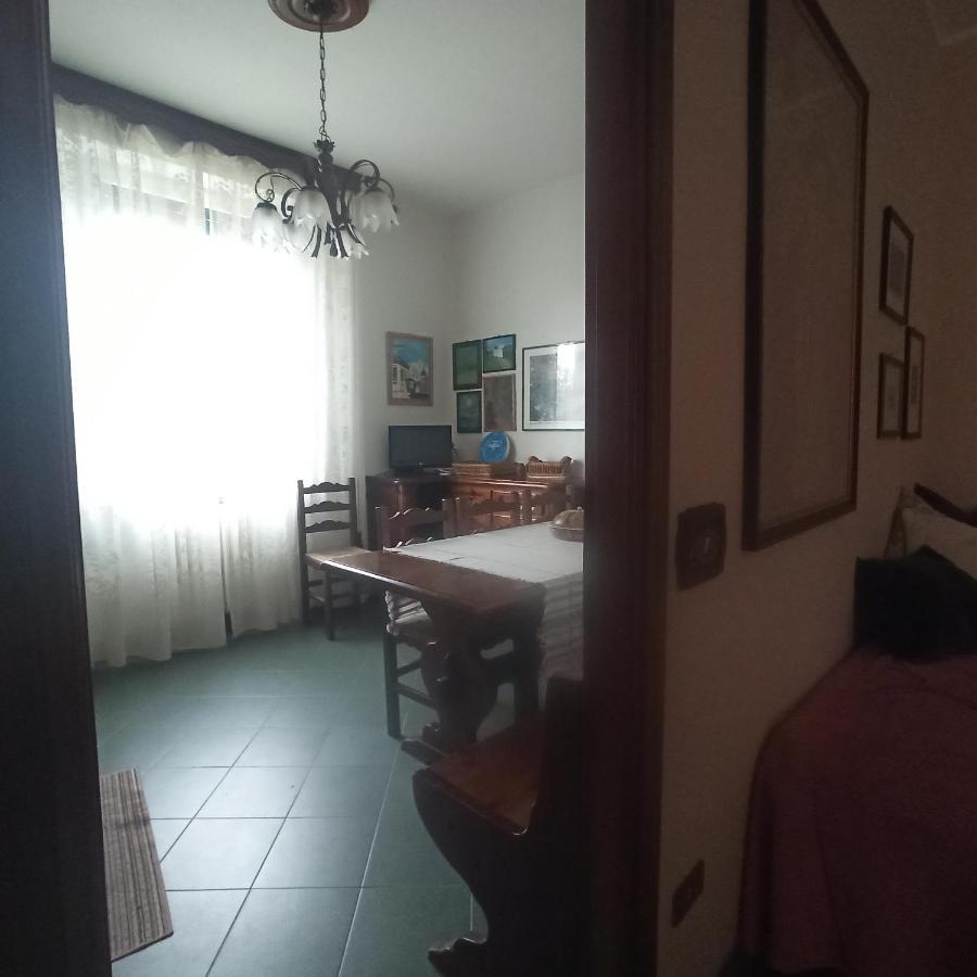 Casa Vincenzo 130 Mq Con Portico Ed Ingresso Esclusivo Dal Giardino Hébergement de vacances *