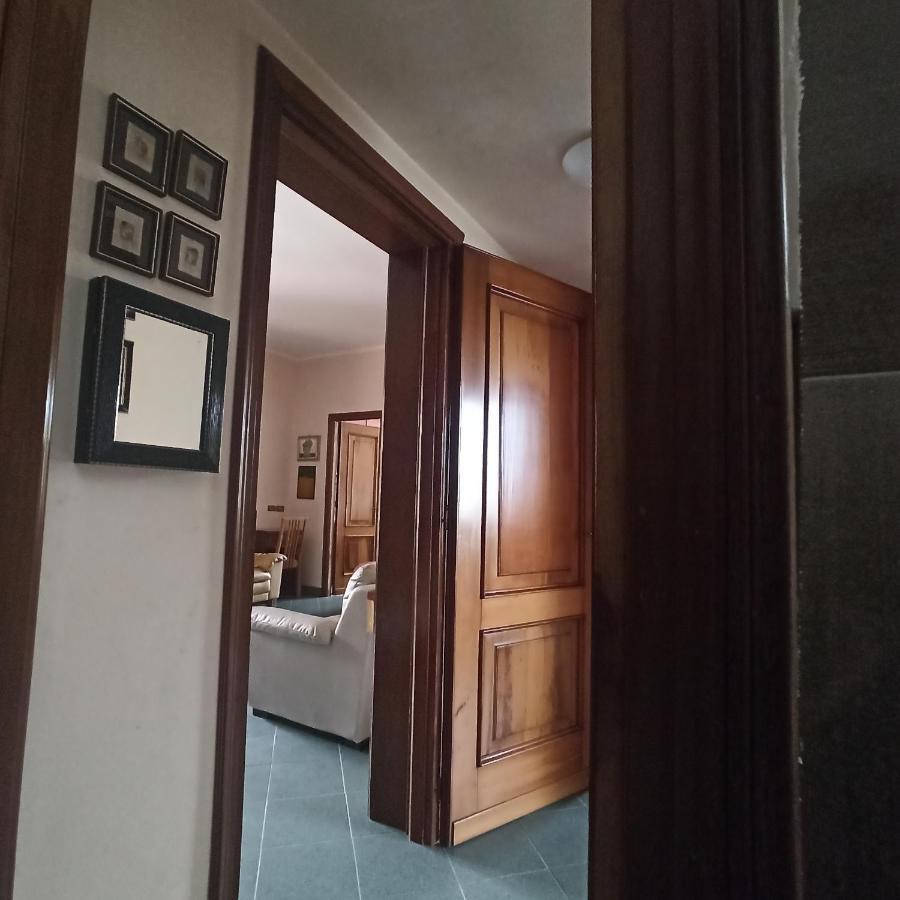 Casa Vincenzo 130 Mq Con Portico Ed Ingresso Esclusivo Dal Giardino Holiday home *