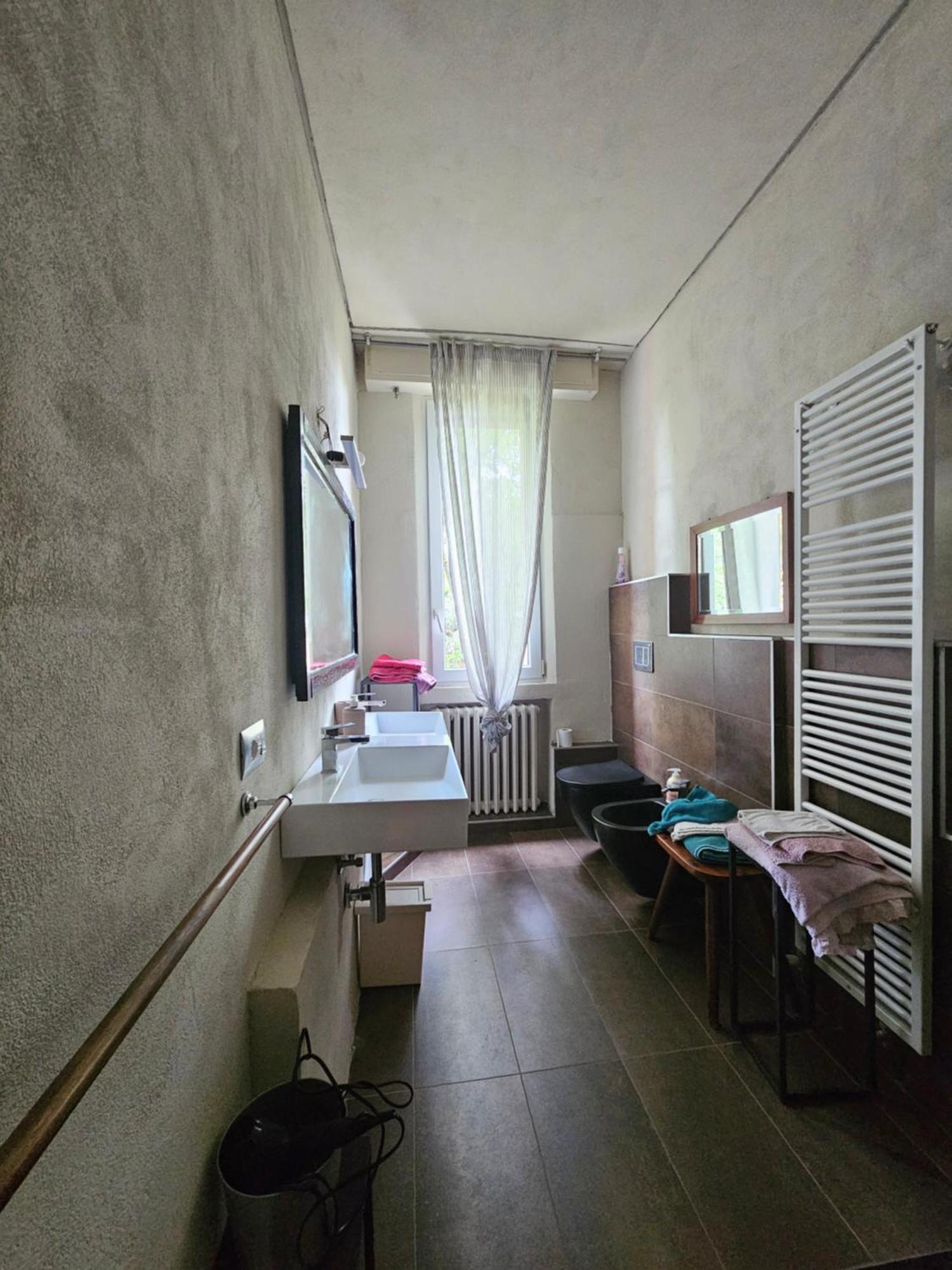 Casa Vincenzo 130 Mq Con Portico Ed Ingresso Esclusivo Dal Giardino Hébergement de vacances Felino